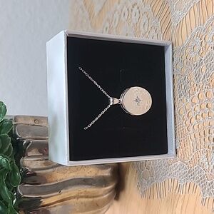 Elegant Sterling Silver Pendant Locket  Necklace Marked 925